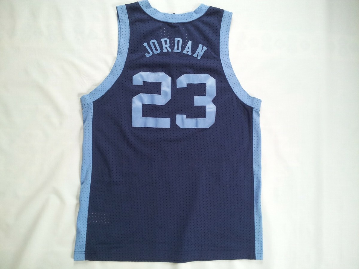 2 VINTAGE NIKE JORDAN NORTH CAROLINA 23 MICHAEL JORDAN JERSEY'S