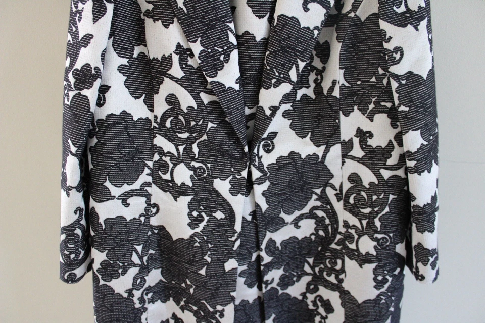 Vestido Albert Nipon Blanco y Negro Estampado Floral y Chaqueta Plumero Traje Talla 18 Foto 3 de 4