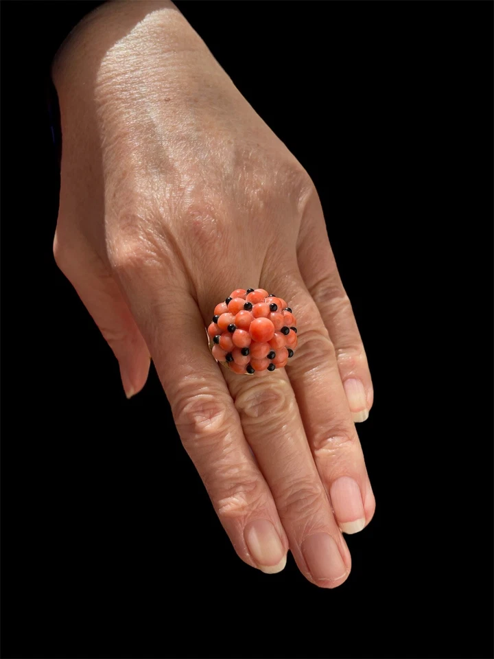 Anello vintage in Corallo e onice e argento - Immagine 2 di 4