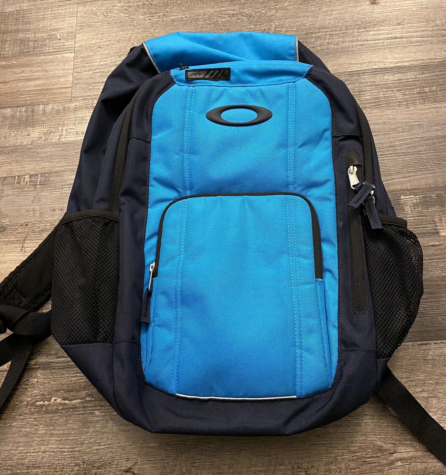 OAKLEY Backpack Blue/Black One Size CA # 35460 RN # 96548