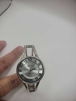 Vintage Geneva Platinum Wristwatch Silver Tone Bracelet Bangle Jewelry Costume