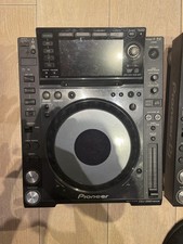 Pioneer CDJ 2000 Nexus bedroom gear