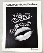 VICTOR VICTORIA ORIGINAL PRESSBOOK 1982 NO CUT OUTS BLAKE EDWARDS JAMES GARNER