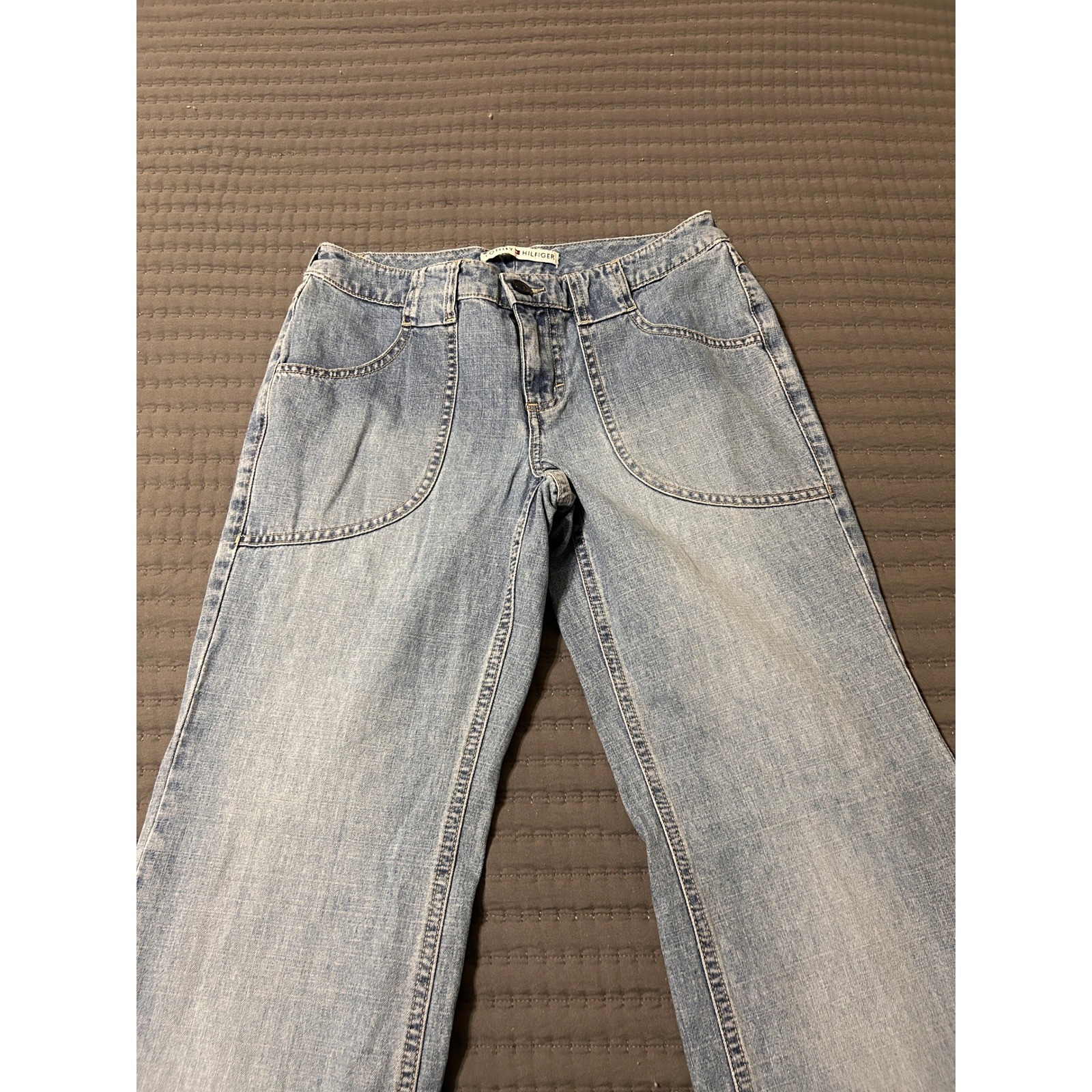 Tommy Hilfiger Women's Jeans Size 30 Light Wash Straight Leg Patch Pocket Denim