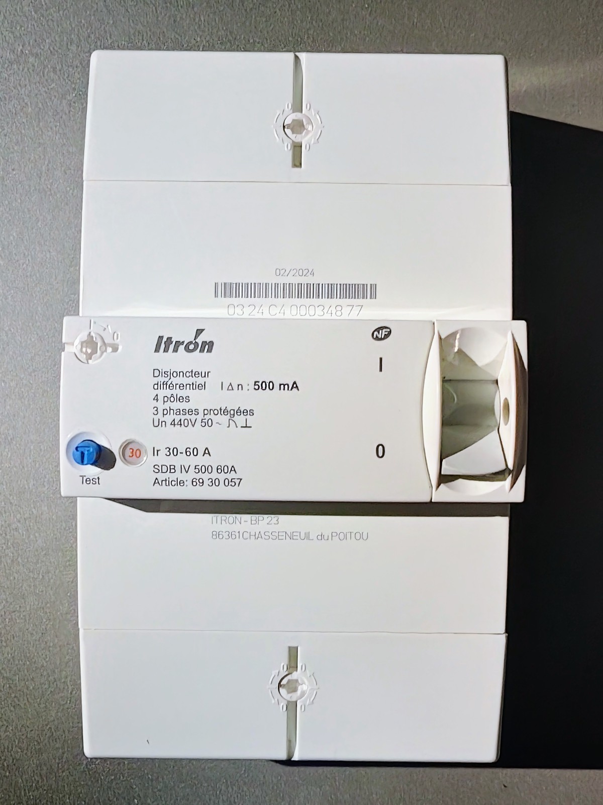 Disjoncteur Itron 400029 EDF tétrapolaire 4P de 30 à 60A avec sensibilité 500mA sélectif