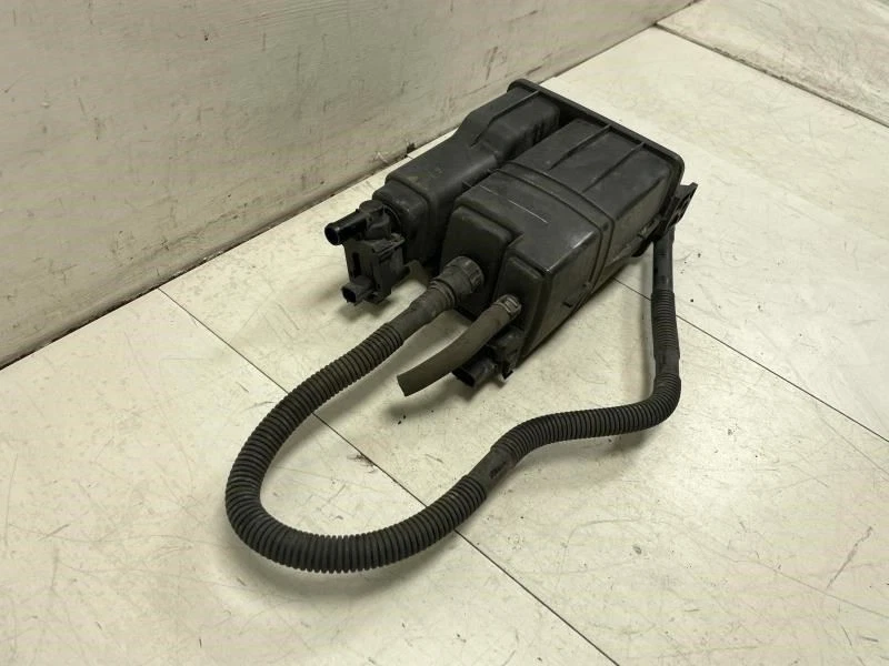 Nissan Sentra SV 2013 bote de vapor de combustible OEM+ Foto 4 de 4