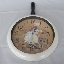 Kitchen Wall Clock Vintage Chef Frying Pan Shape