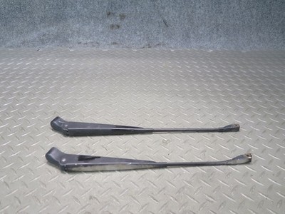 79-83 DATSUN NISSAN 280ZX S130 2+0 SET OF 2 FRONT WINDSHIELD WIPER ARM OEM