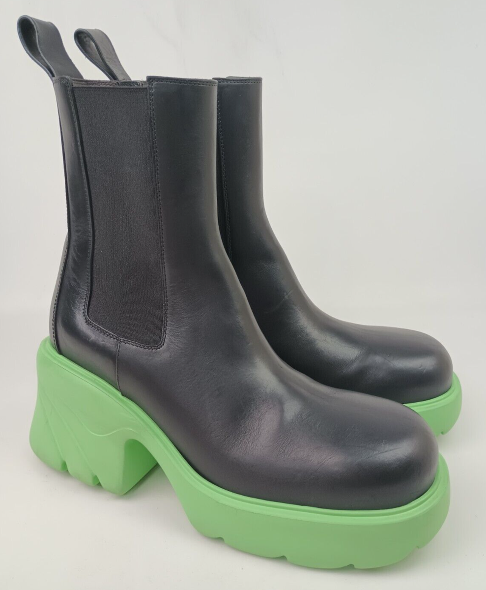 Bottega Veneta Women's Pistachio Green Leather Flash Chelsea Boots