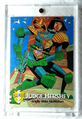 1995 Judge Dredd Trading Card 60 JUDGE HERSHEY. GRATIS ONE-TOUCH-HALTER