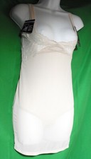 NEW MAIDENFORM SENSOUSLY SHAPING DM2002 Y4T WYOB SLIP W/BODYSUIT L