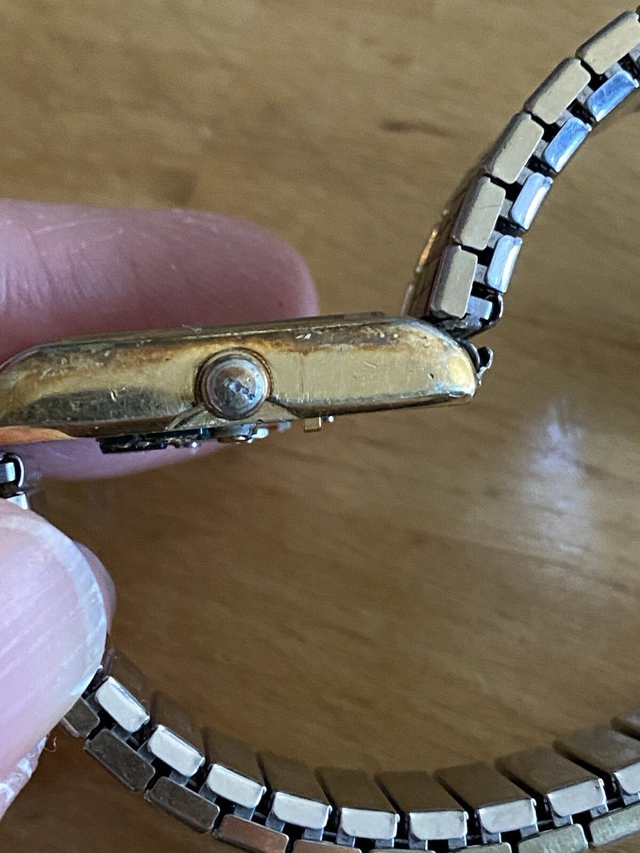 SEIKO Tank クォーツ ゴールド 時計 金属ベルト Vintage Seiko Tank Gold Tone Quartz Tank Watch w/Bracelet