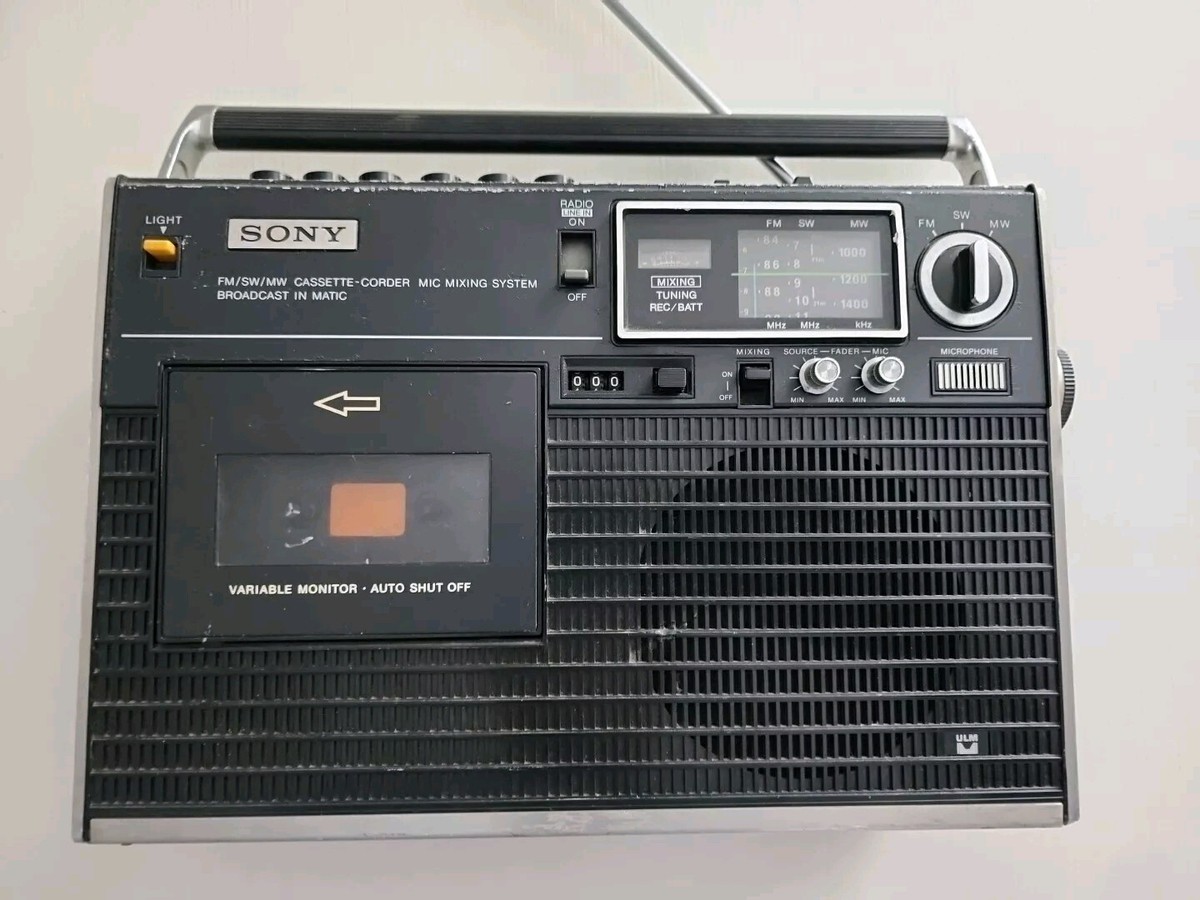 SONY CF-1780 Radio Cassette Player AM FM Vintage Working