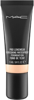 MAC Pro Longwear Nourishing Waterproof Foundation 'NC13' NEU Originalverpackt