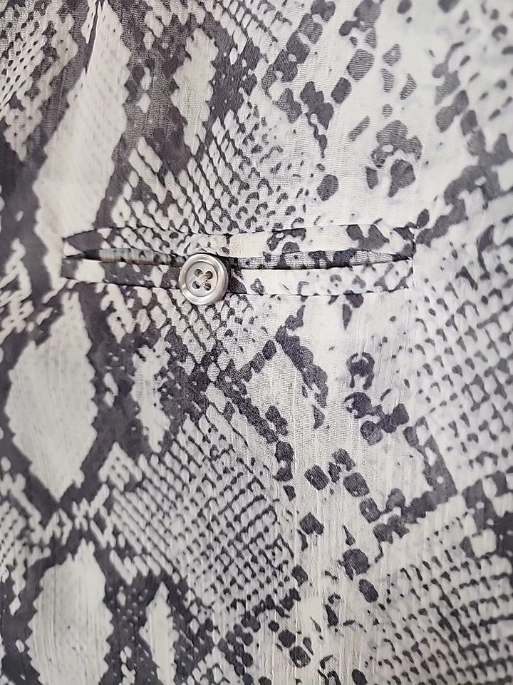 Блузка женская Kut from Kloth размер MP питон серая на пуговицах с длинным рукавом V-образный вырез - Изображение 2 из 4