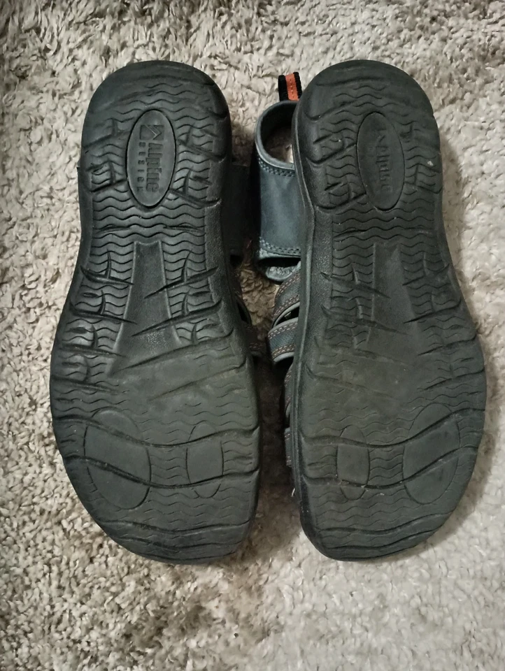 Alpine Design Hiking Sandals - gray - believe to be size 11-1/2 - good condition - Image 2 of 4