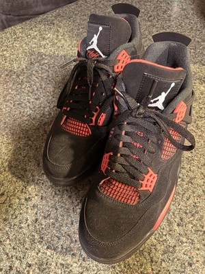 Air Jordan 4 Retro Red Thunder. size 11. used w box