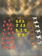 Vintage Plastic Toy Natives Indians Figures - Lot of 44