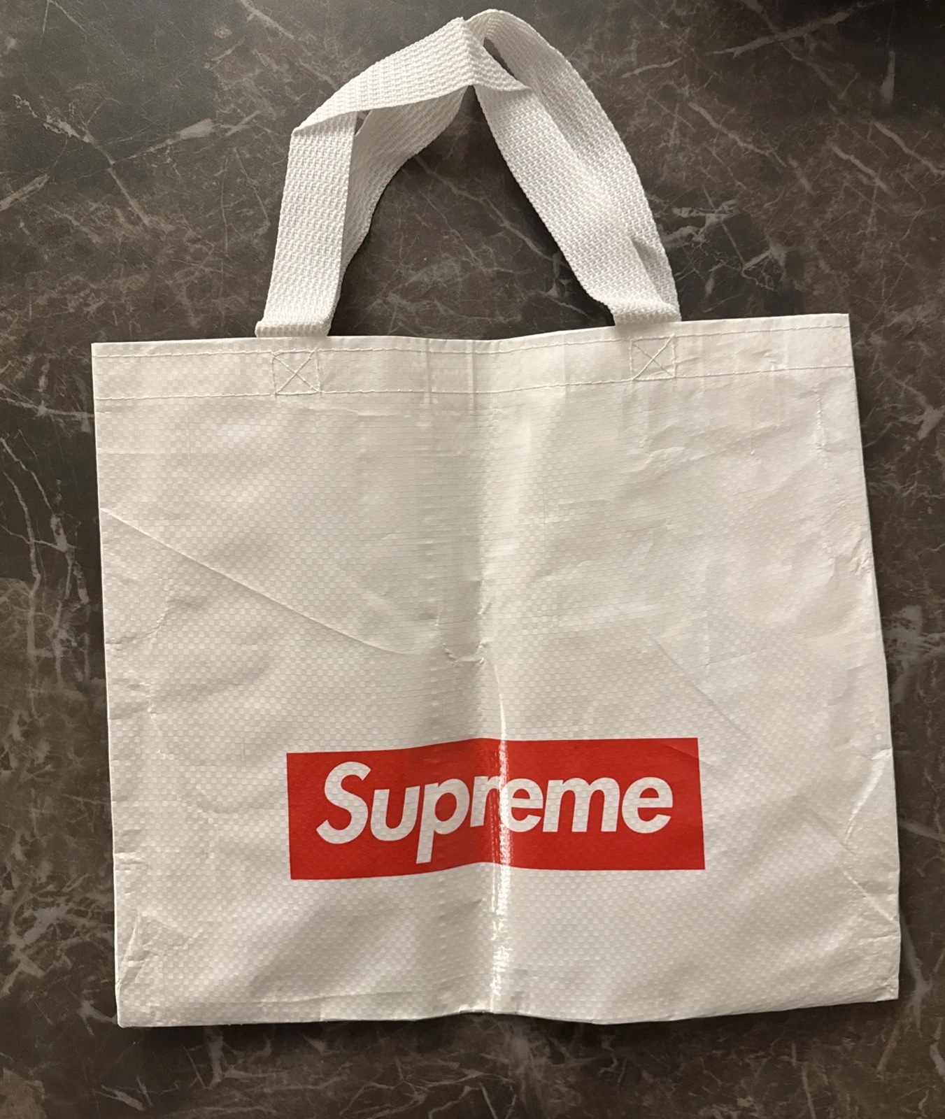Sac fourre tout shopping réutilisable Supreme Box logo en magasin blanc rouge occasion taille moyenne