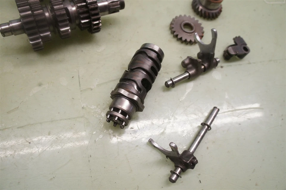 1978 年 YAMAHA YZ400 YZ 400 * 2506 变速器  — 第 3/4 张图片