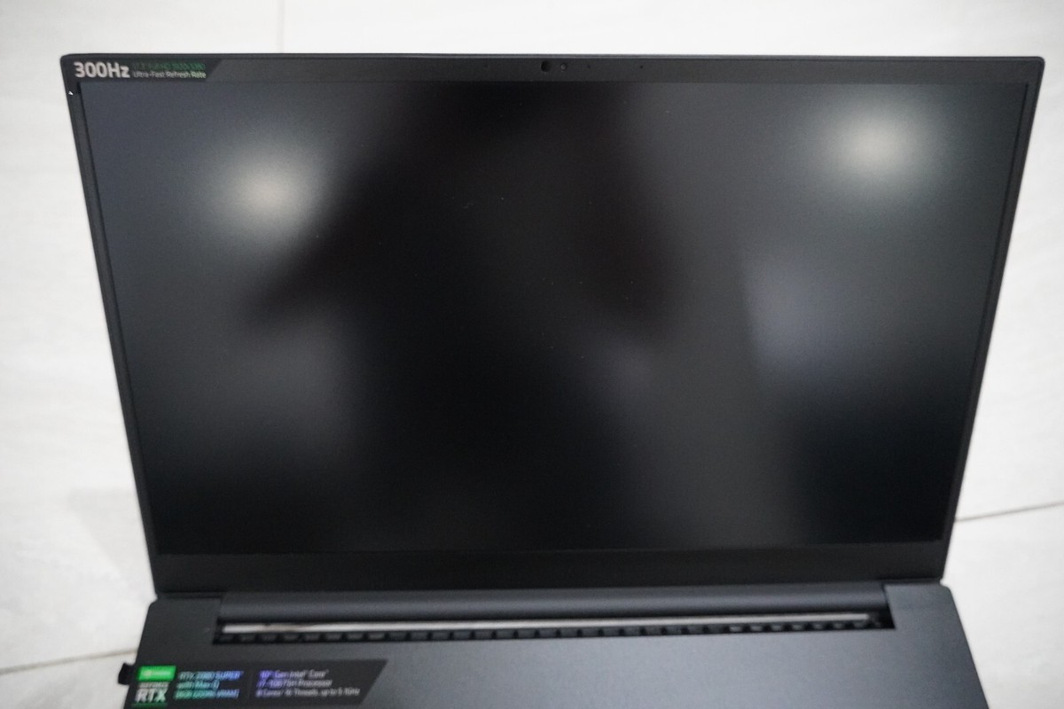 Razer Blade Pro 17 i7-10875H RTX 2080 Super Max-Q 16GB 512GB SSD