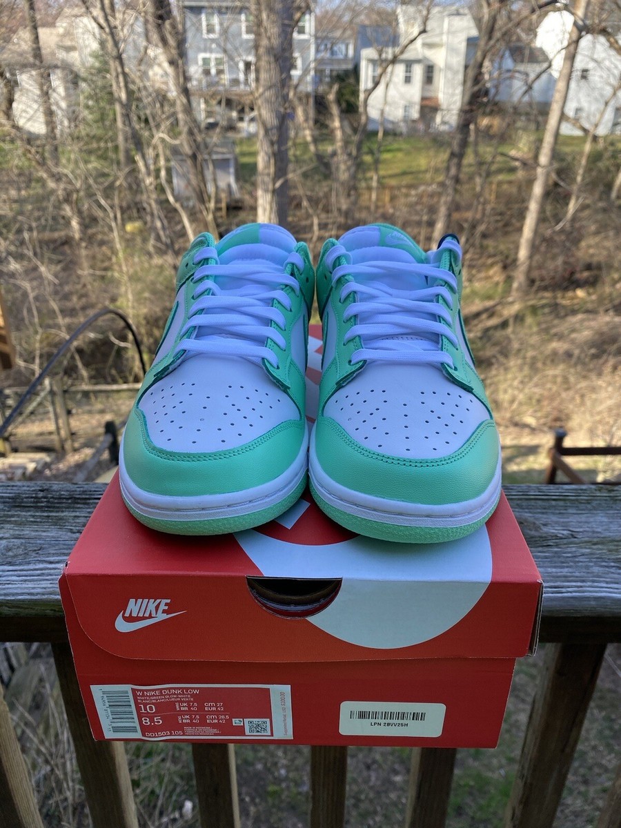 靴 Nike Dunk Low  Green Glow (W) Nike Dunk Low Green Glow (W) – Uphead