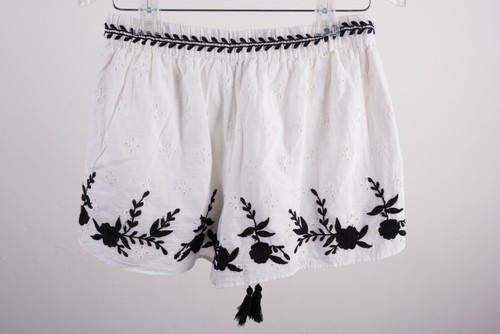 Pantalones cortos para mujer Zara cordón ojal blanco negro bordado floral 7521182 | eBay