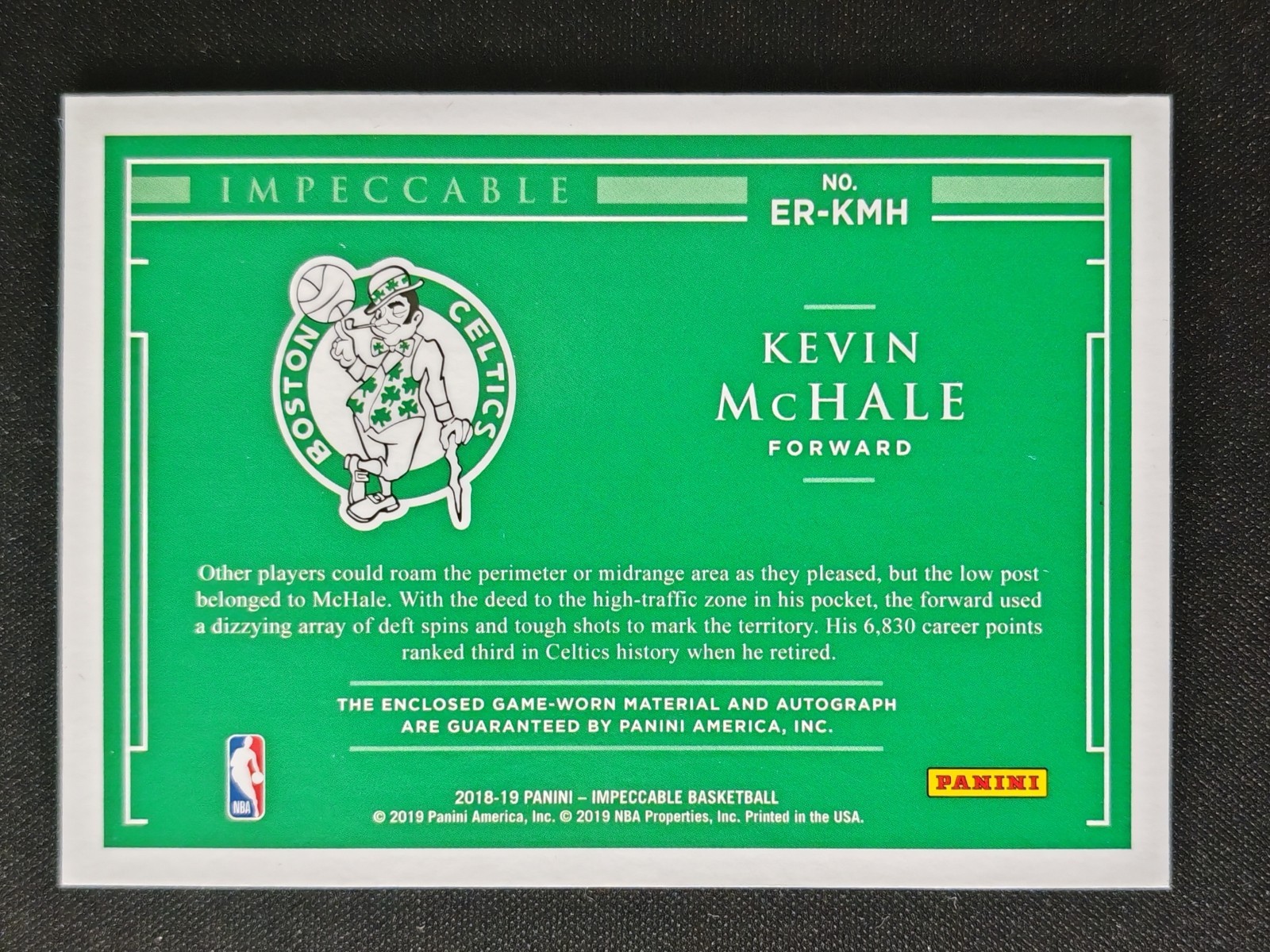 2018-19 Panini Impeccable Retired Jersey HOLO GOLD Kevin Mchale Patch Auto 2/5! view 2