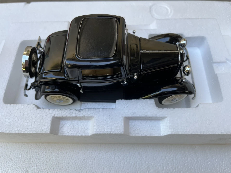 DANBURY DIECAST COMO NUEVO: FORD CUPÉ DEUCE 1932, 1:24. Foto 2 de 4