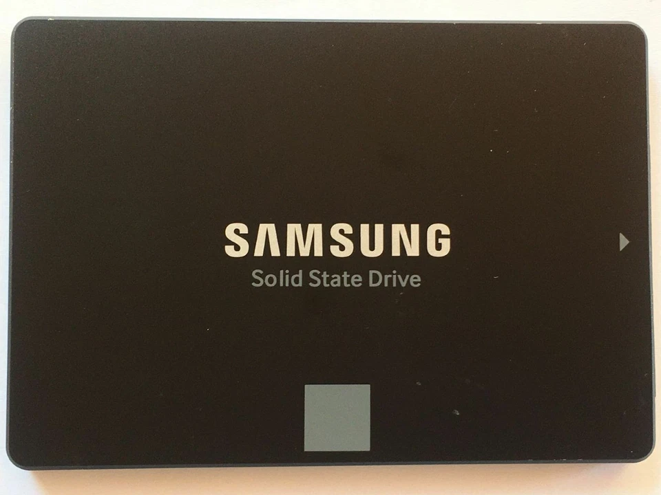 For Samsung 860 EVO 500GB MZ-76E500HALU 2.5" SATAIII 6Gb/s Internal Laptop SSD - Image 2 of 4
