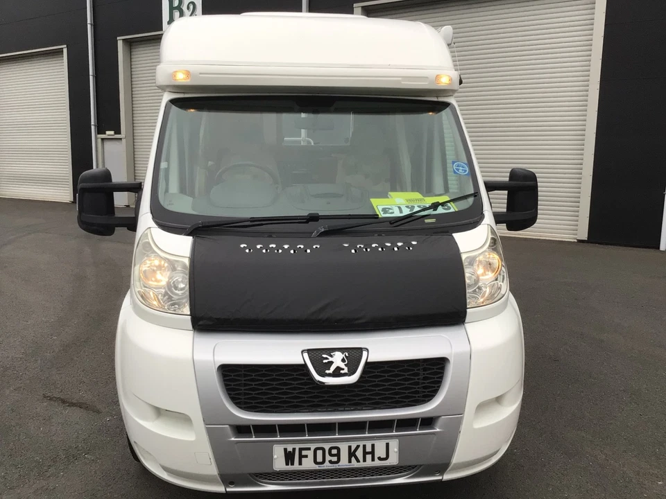 Autosleeper Nuevo EK 2 Berth End Kitchen Motorhome For Sale - Image 2 of 4