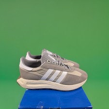 adidas Retropy E5 Men  s Low Top Lace-Up Sneakers Gray/Beige/White Q47101