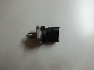 FORD VOLVO SENSOR FUEL PRESSURE PRESSURE CONTROL VALVE NEW 