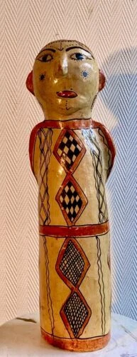 Objets du XXe siècle et récents en terre cuite, provenance Afrique