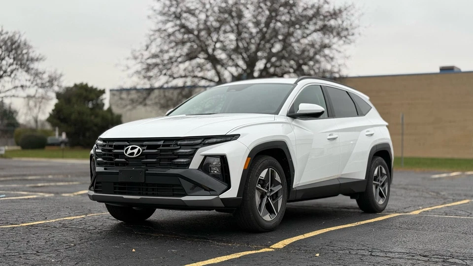 2026 Hyundai Tucson SEL - Image 3 of 4