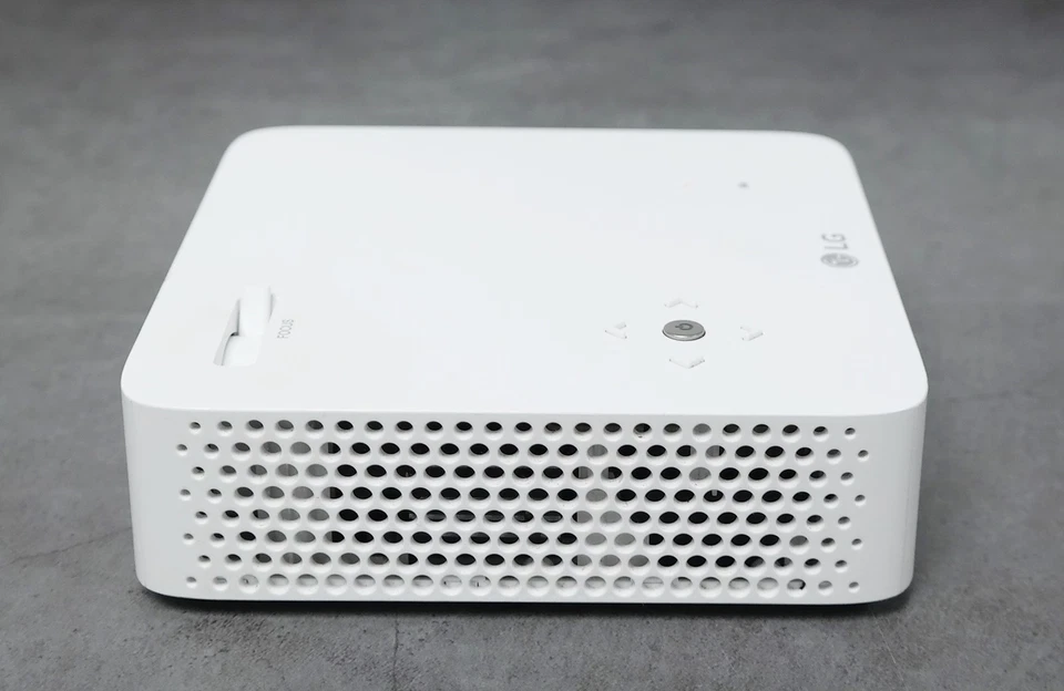 LG PF50KA 1080p Wireless Smart DLP Portable Projector BROKEN - Image 4 of 4