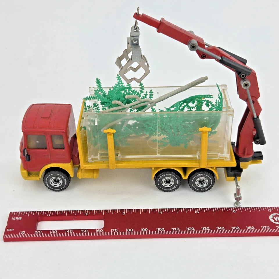 Siku MAN Tree Trimming Transporter Crane Truck 1:55 Red Yellow W/Trees See Pics - Image 2 of 4
