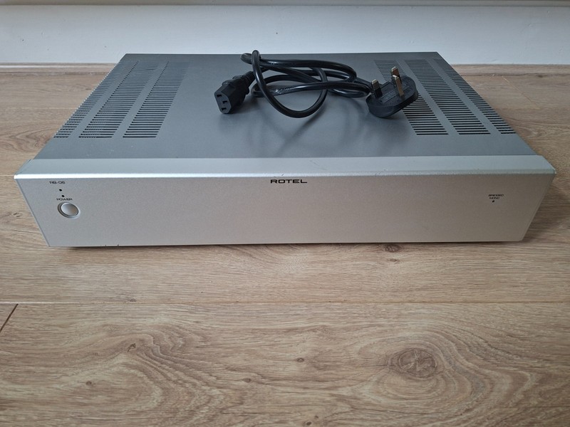 Rotel RB-06 Stereo Power Amplifier Silver Hi-Fi Separate 1 of 2