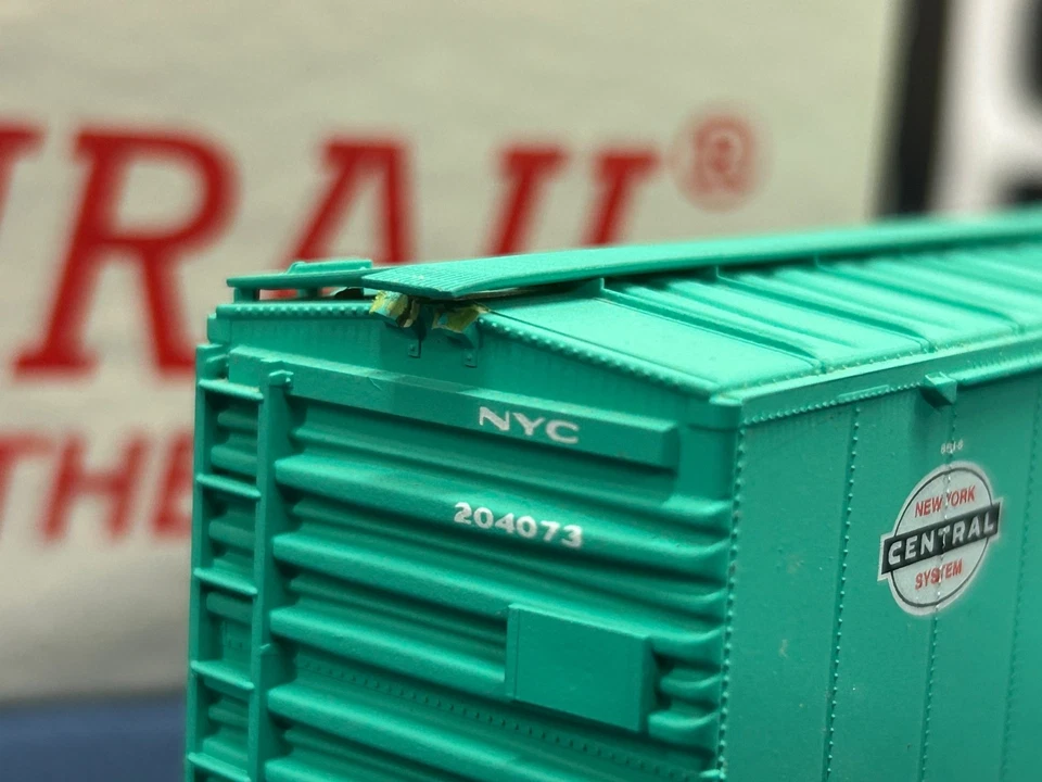 Accurail HO New York Central #204073 50’ AAR Double Door Box Car 5209 - Image 3 of 4