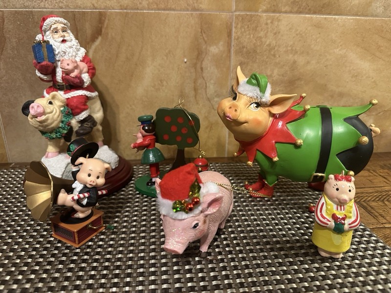 🎄🐷 Christmas Ornament/Decor Lot.  Pigs! 🐷