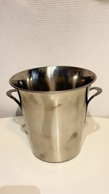 Schöner Champagner Eimer aus Edelstahl Made In France mit Initialen GD.