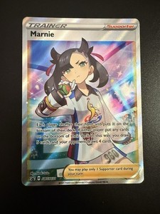 Marnie SWSH121 - Full Art Trainer Promo Pokemon TCG Premium Tournament NM