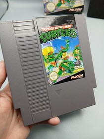 Teenage Mutant Hero Turtles Ninja NES Nintendo PAL Boxed Set with Manual 90s