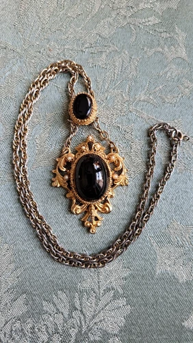 Vintage Ornate Necklace GOTH French Costume Jewelry "Faux Pearl & Onyx" Goldtone