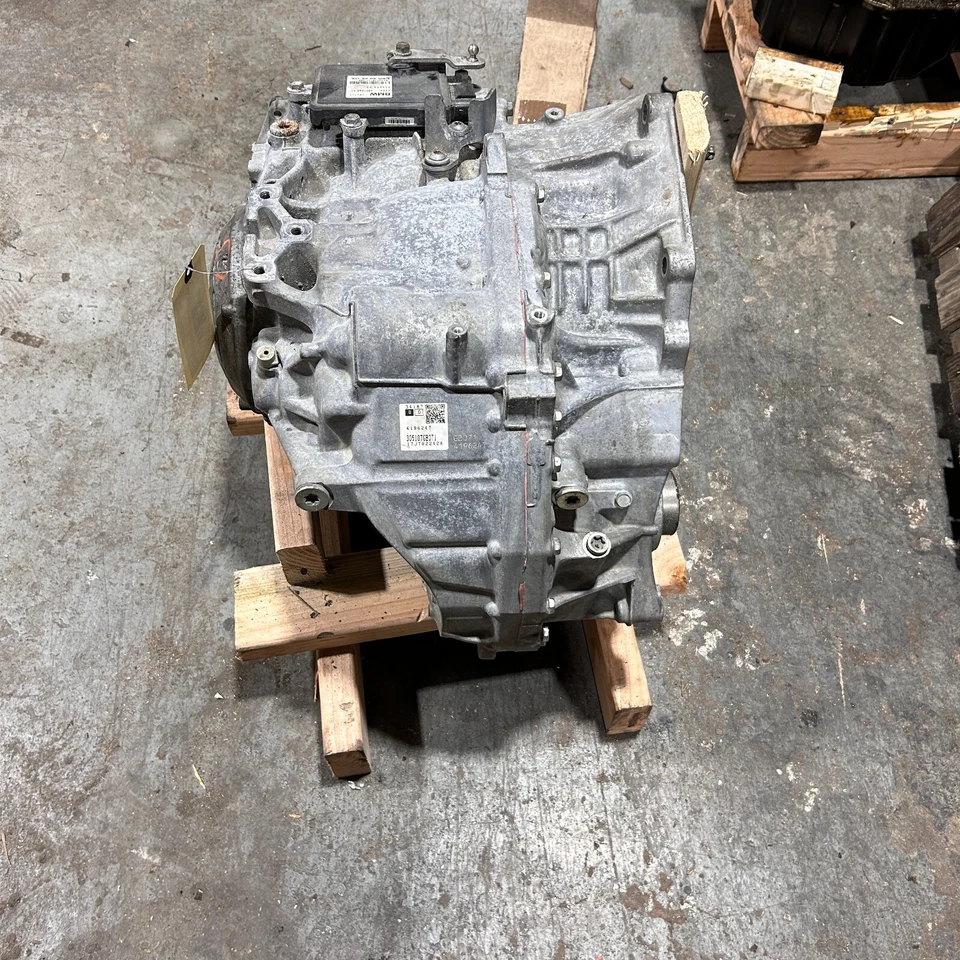 16-19 BMW X1 XDRIVE28I AWD AUTOMATIC 8-SPEED TRANSMISSION ASSEMBLY OEM 68K MILES - Image 4 of 4