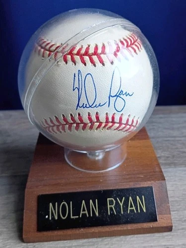 NOLAN RYAN Autographed Official Major League OAL Baseball W/ Certificate