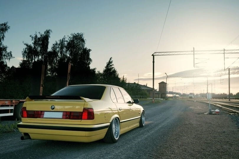 Alerón de maletero BMW E34 AC Schnitzer con aleta alerón trasero E34 Foto 3 de 4