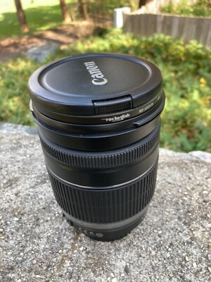 Canon EF-S 18-200mm f/3.5-5.6 IS Lens PRISTINE TESTED Low Use