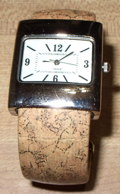 FSC MODEL FSC74841-1/AC LADIES HINGED BRACELET WRISTWATCH WITH PEARL DIAL FACE