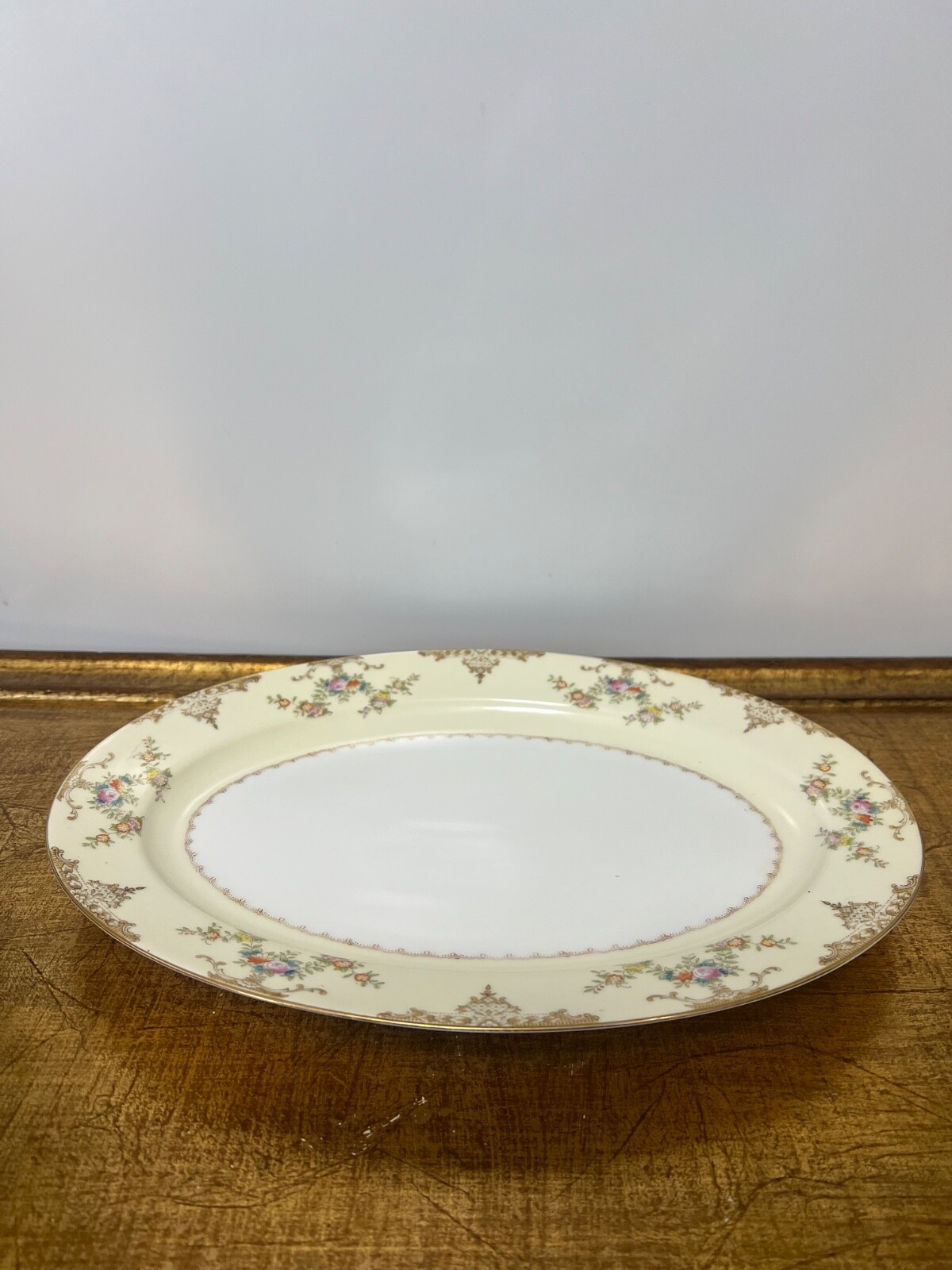 Meito China Dinnerware Set